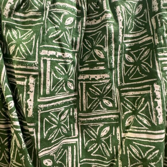Green Patterned Women's Dress - Picture 3 of 5